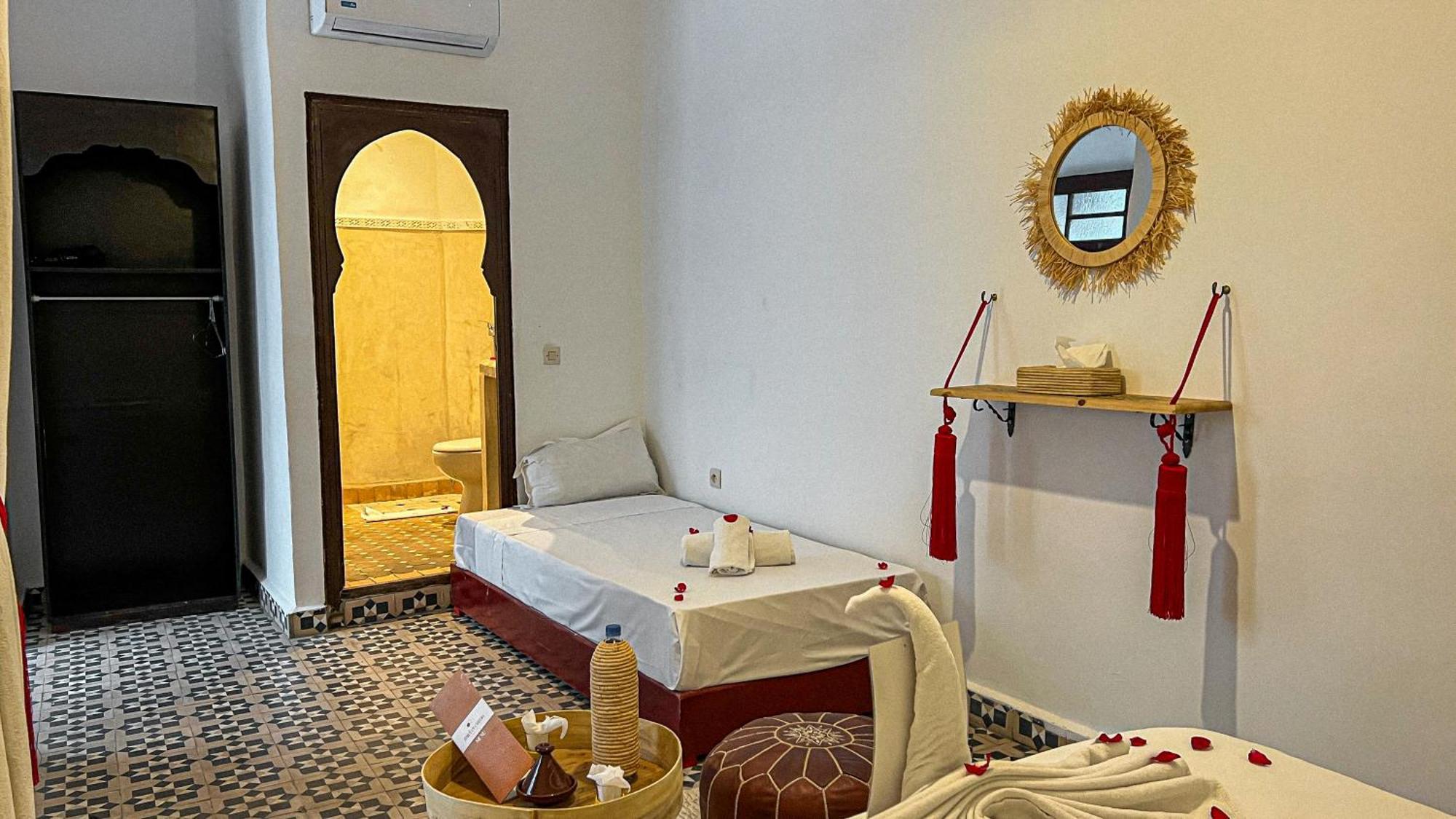 Riad Tzizwit Boutique Hotel & Spa Marrakesh Exterior foto